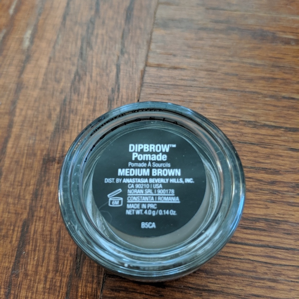 Brow pomade